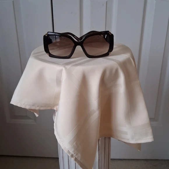 Authentic Vintage Louis Vuitton Sunglasses - Picture 4 of 11